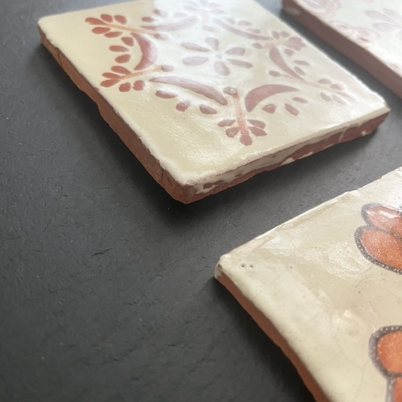 Mexican Hand Painted Terra-Cotta Talavera Vintage Tiles Set of 4 - Picture 9 of 13